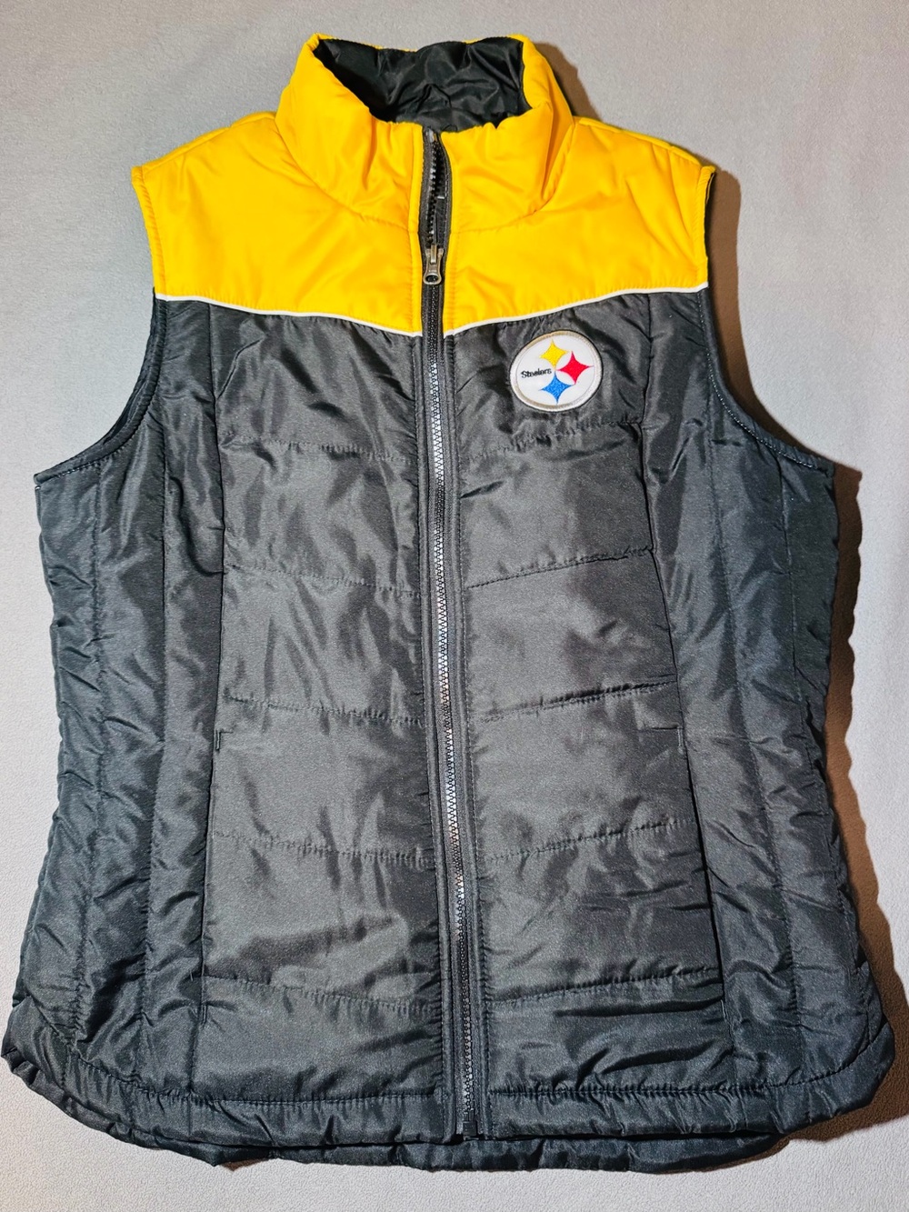 G-III Apparel - Steelers NFL Team Apparel - Black & Yellow - Women’s Vest - Md